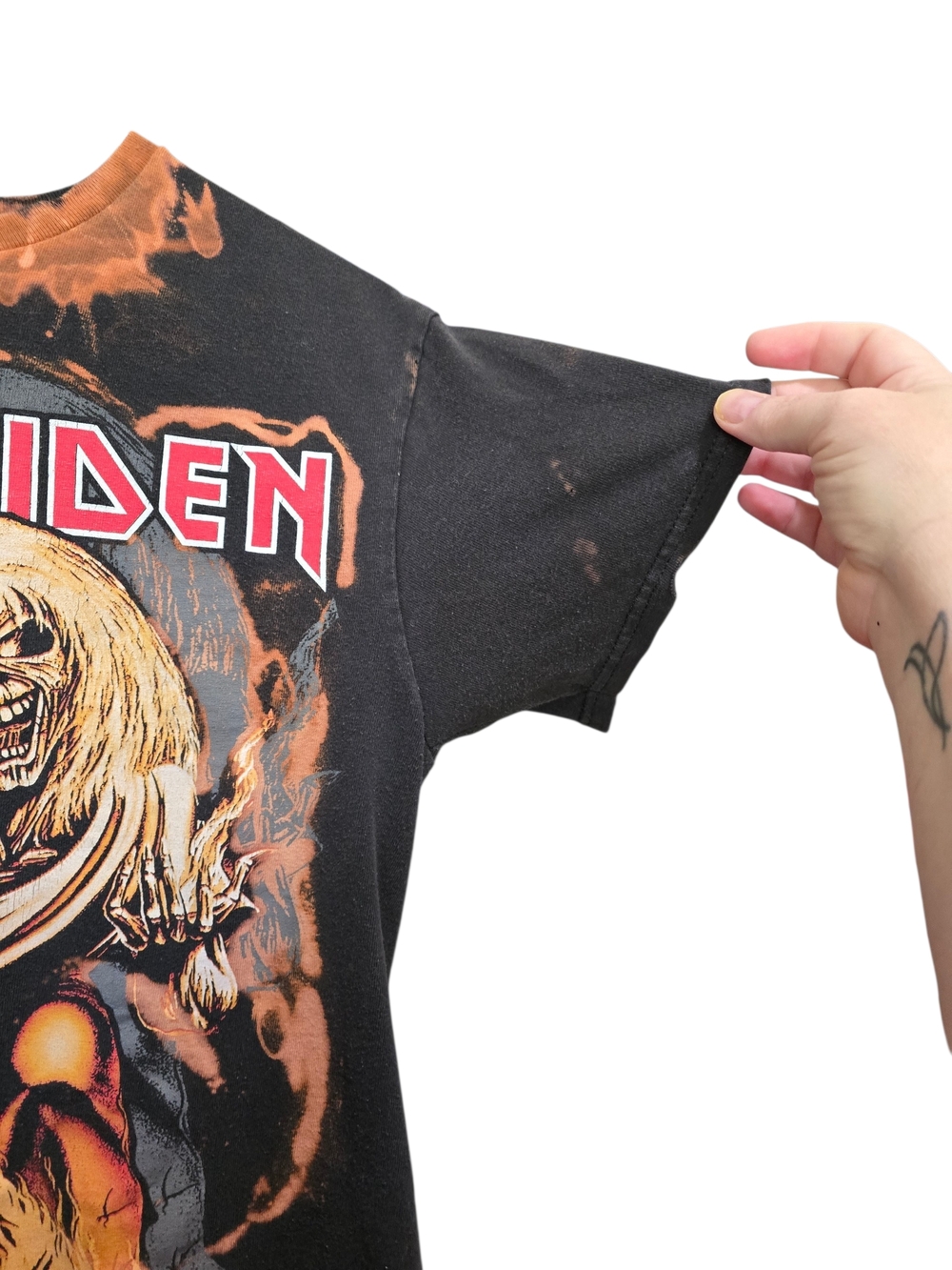 Iron Maiden Number of the Beast 666 Customized Tee Sz M/L Women’s XL P2P 21–24 - Picture 2 of 4